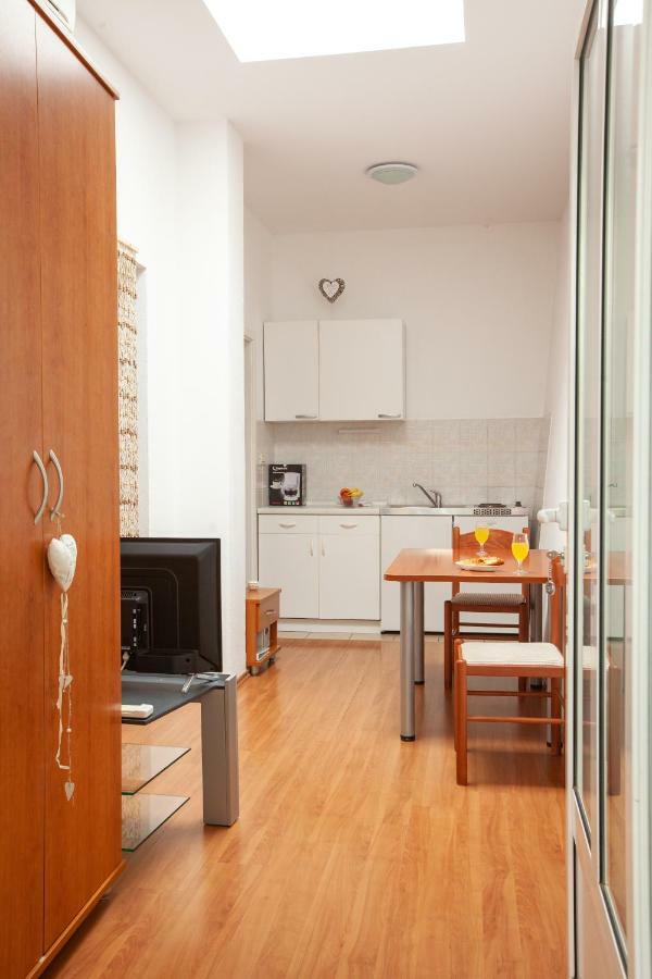 Apartments R Makarska Dış mekan fotoğraf